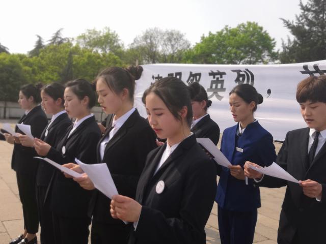 2E8CECF2458CDB18A32B86AEE77346EE