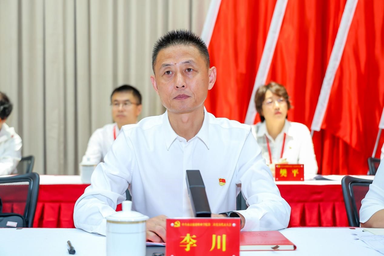 省文化和旅游厅党组成员、副厅长李川出席大会并讲话 省文化和旅游厅党组成员、副厅长李川出席大会并讲话